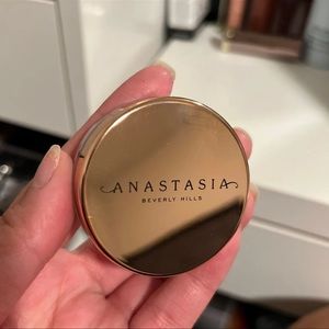 Anastasia brow freeze